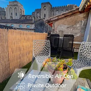 apt-la-terrasse-du-palais-des-papes.fr-provencehotel.com/