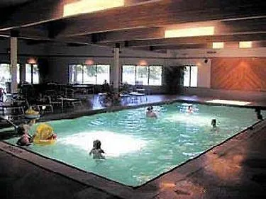 Hotel Pagoda Resorts Alappuzha