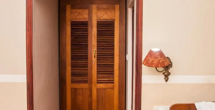 Hotel Pagoda Resorts Alappuzha
